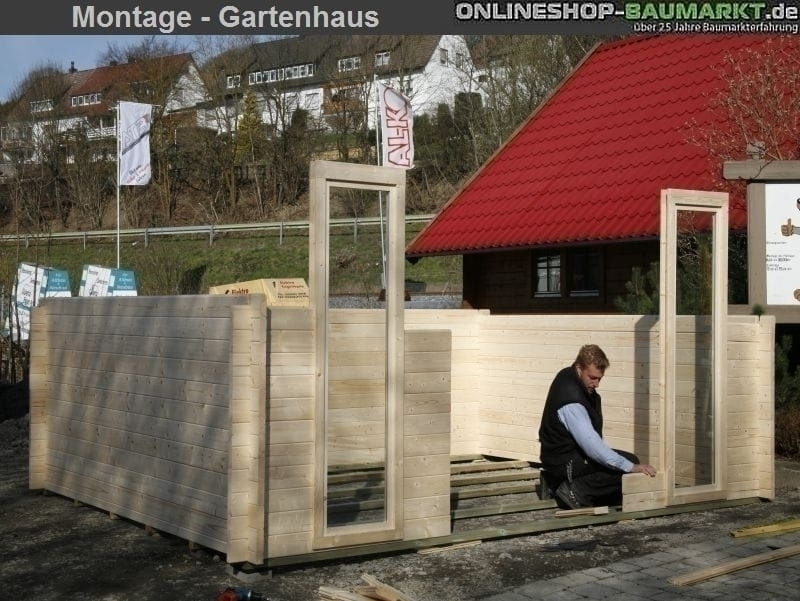 Montage Karibu Gartenhaus Retola 6 mit Anbaudach 2,4 m