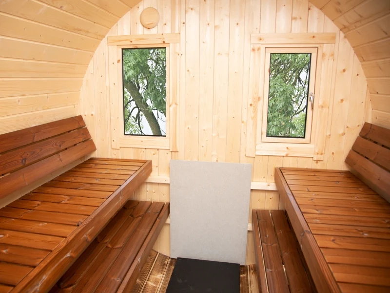 Wolff Finnhaus Saunafass Svenja 1 Premium Bausatz mit schwarzen Dachschindeln - Image 10